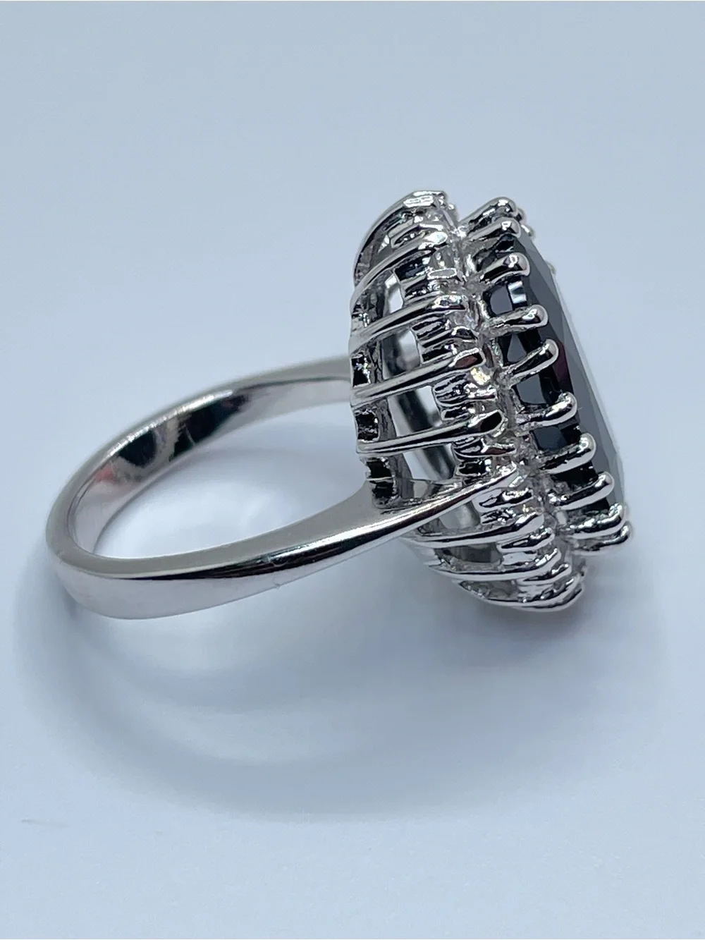Onyx Black Diamond White Swarovski Crystals Oval Halo Ring Silver Statement Sz 7
